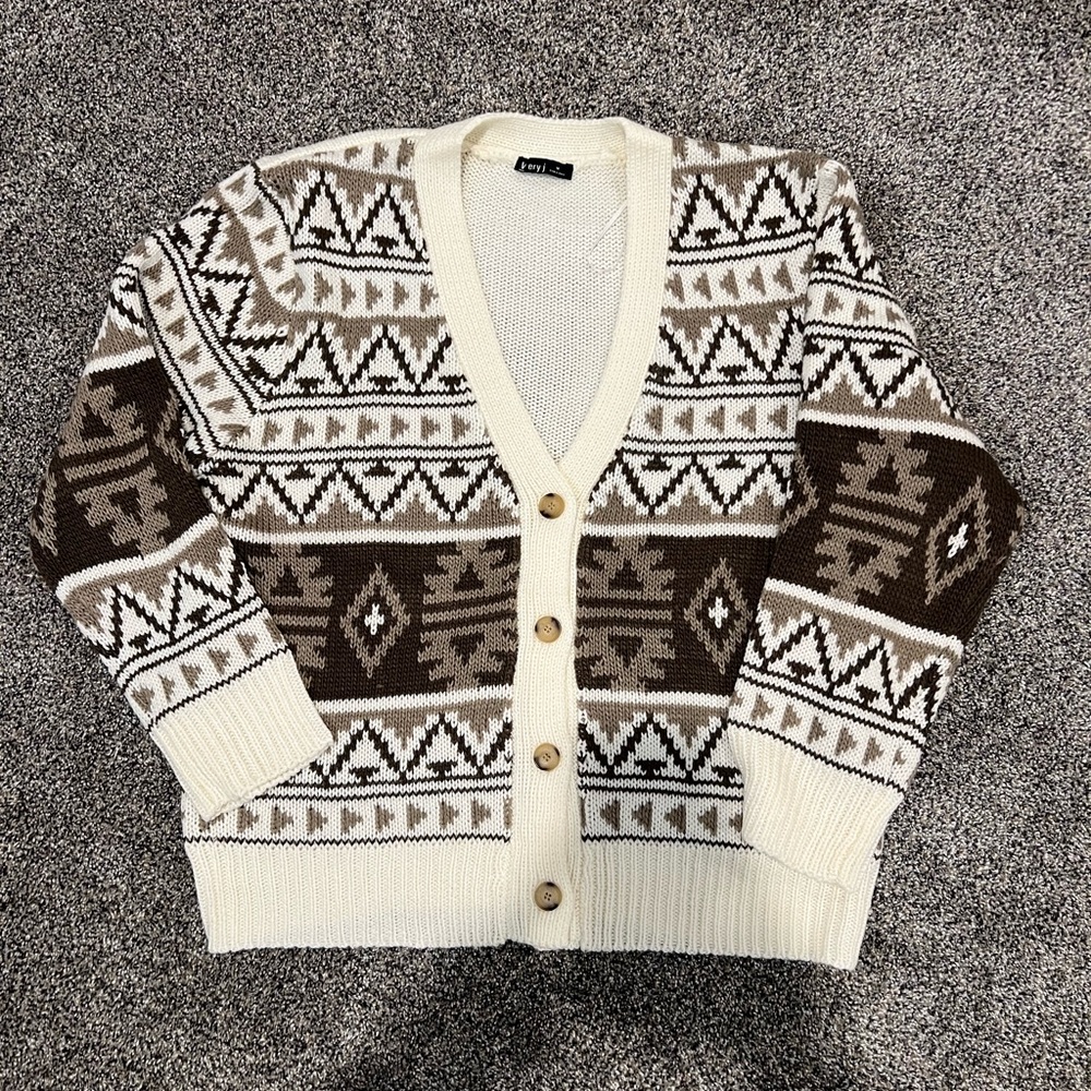 Very J Geometric Knit Cardigan in Cream and Brown
